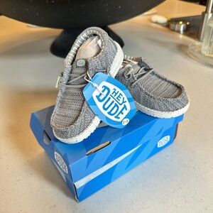 NEW HEYDUDE Wally Stretch Slip-On Sneaker Toddler 9c